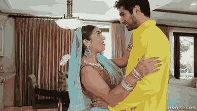 Bollywood tail brazzer